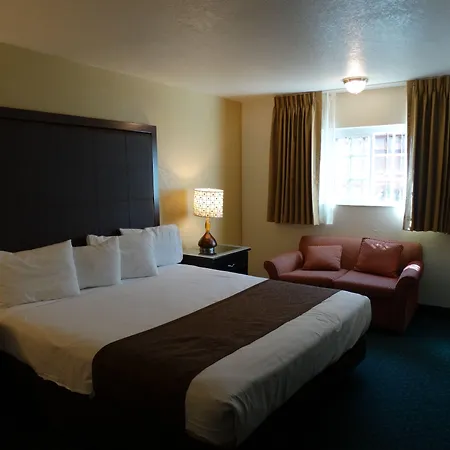Americas Best Value Inn And Suites Flagstaff-3