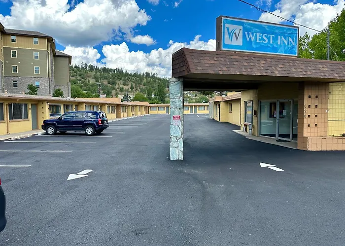 West Inn Nau - Downtown Flagstaff
